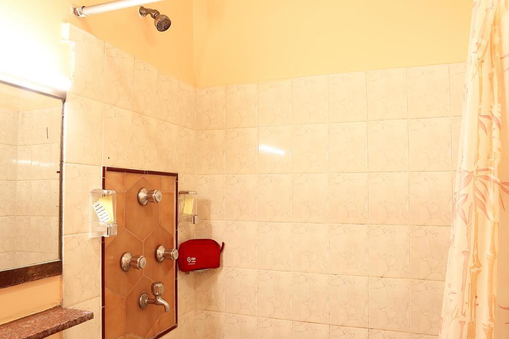 Oyo 2967 Bella Vista Hotel Колката Екстериор снимка